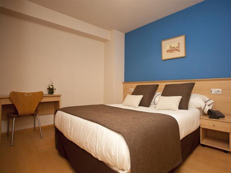 Hotel Metropol By Carris Lugo Luaran gambar